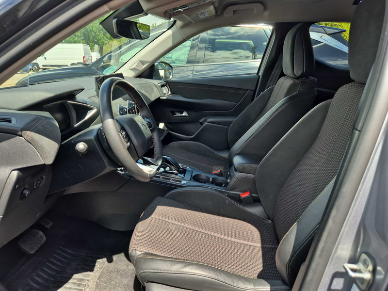 Foto DS DS4 Crossback DS3 Puretech Performance Line 130 Aut. 12