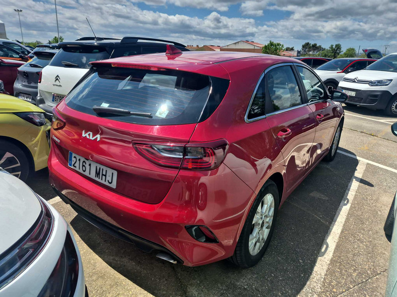 Foto Kia Cee'd Ceed 1.6 MHEV iMT Eco-Dynamics Drive 136 3