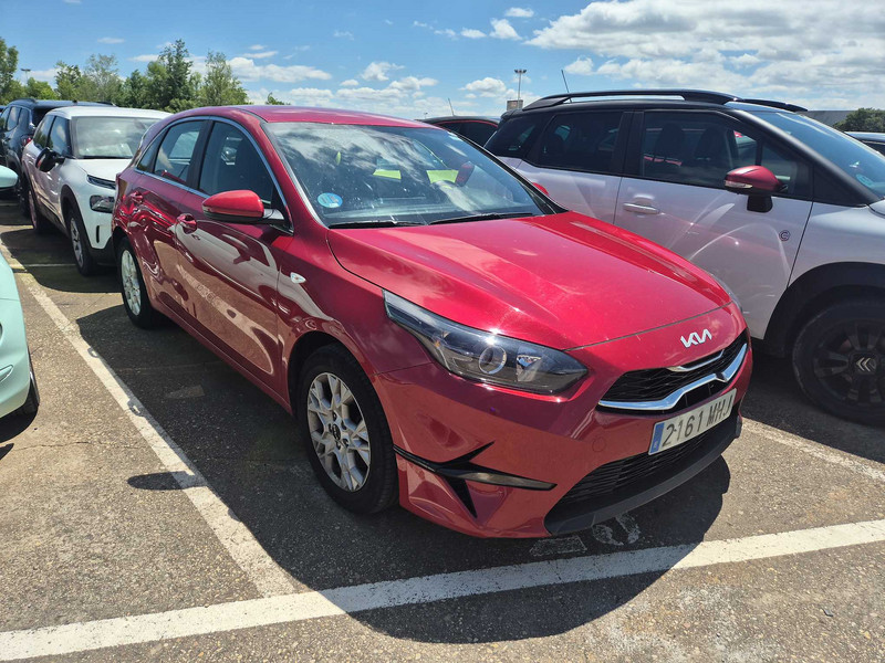 Foto Kia Cee'd Ceed 1.6 MHEV iMT Eco-Dynamics Drive 136 4