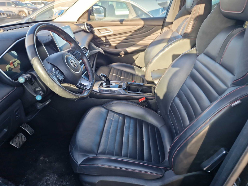 Foto MG HS e 1.5 T-GDI Luxury 13