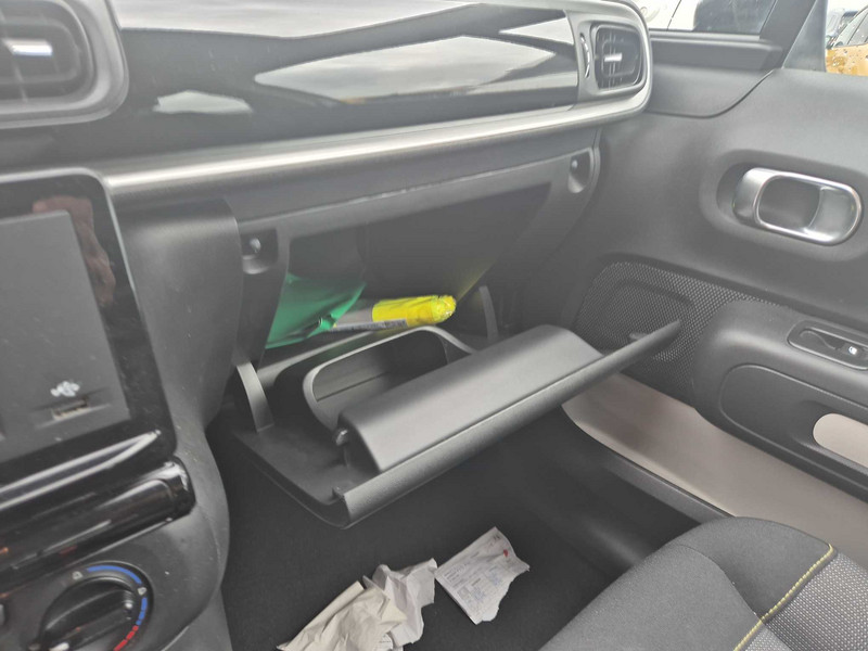 Foto Citroën C3 Aircross C3 1.5BlueHDi S&S Live Pack 100 11