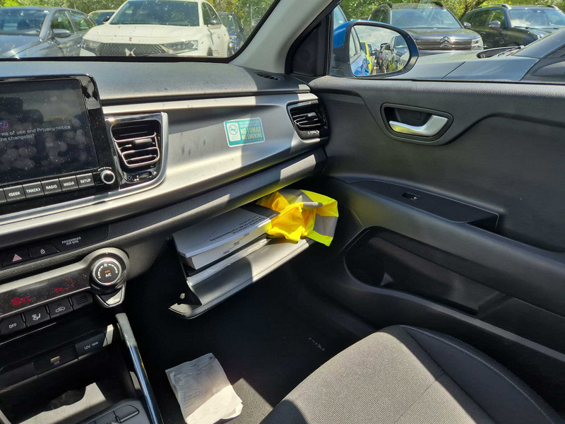 Foto Kia RIO 9