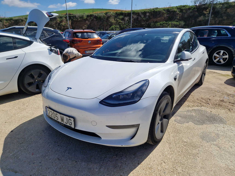 Tesla Model 3 Long-Range Dual Motor AWD
