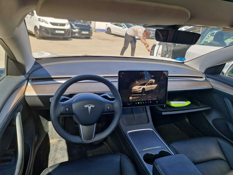 Foto Tesla Model 3 12