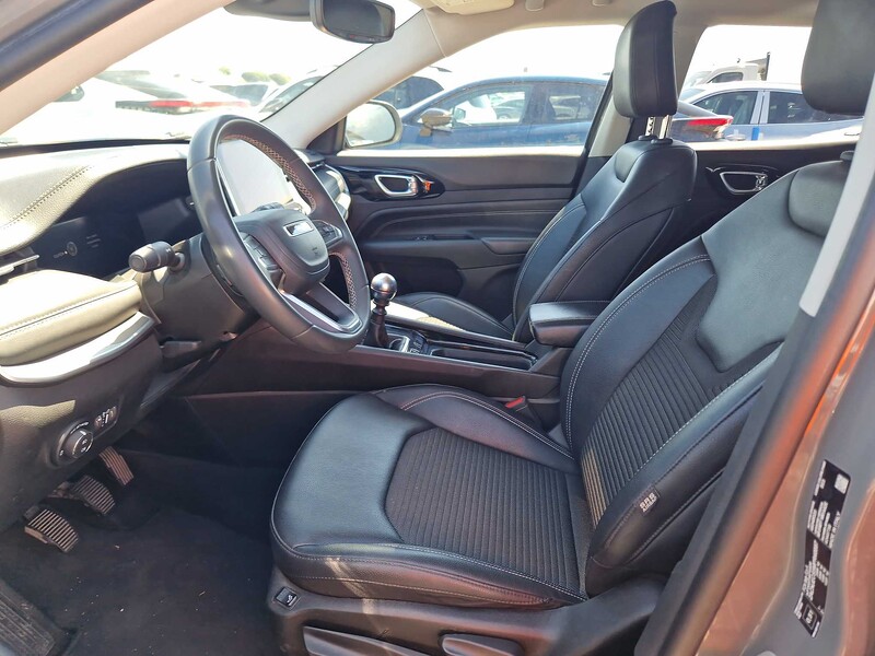 Foto Jeep Compass 12