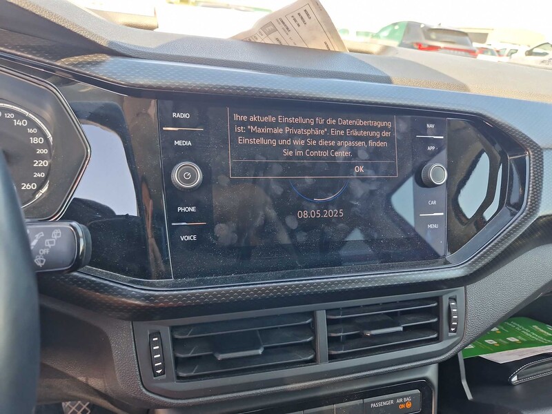 Foto Volkswagen T-CROSS 8