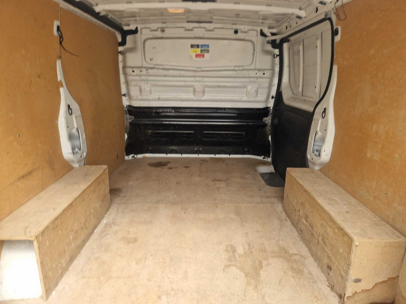 Foto Renault Trafic 16