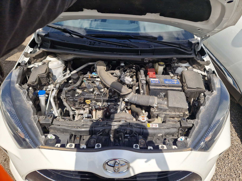Foto Toyota Yaris 11