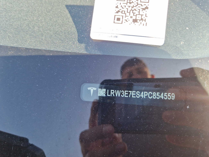 Foto Tesla Model 3 7