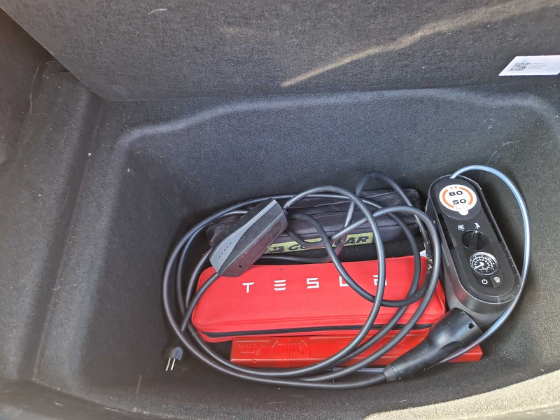 Foto Tesla Model 3 15