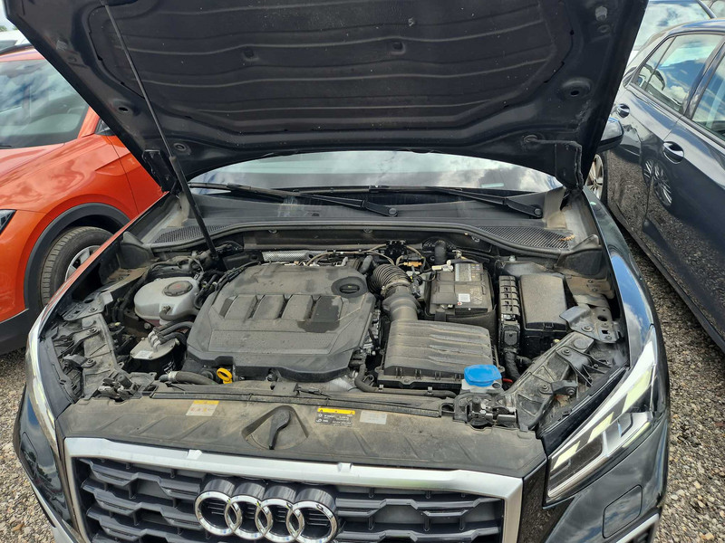 Foto Audi Q2 8