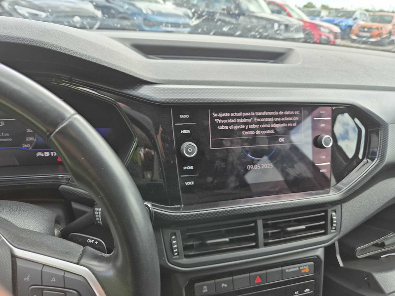 Foto Volkswagen T-CROSS 10