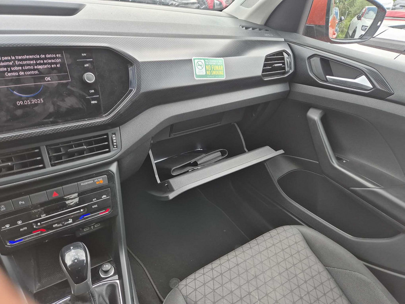 Foto Volkswagen T-CROSS 11