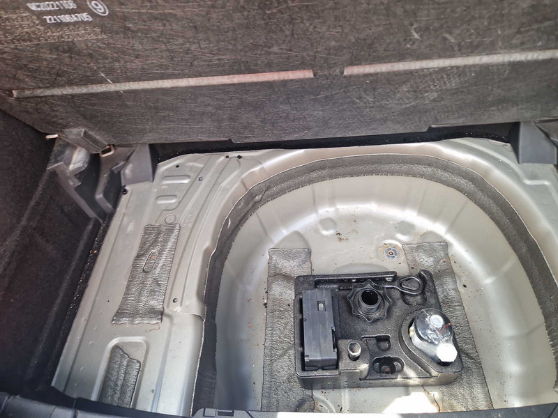 Foto Volkswagen T-CROSS 18