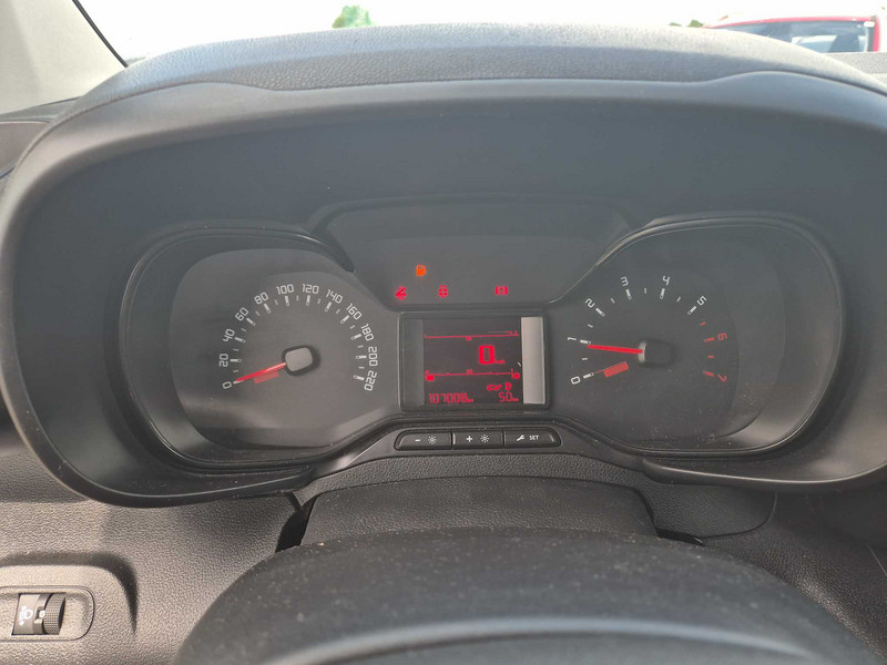 Foto Citroën Ë-Berlingo Berlingo Van BlueHDi S&S Talla M Control 100 10