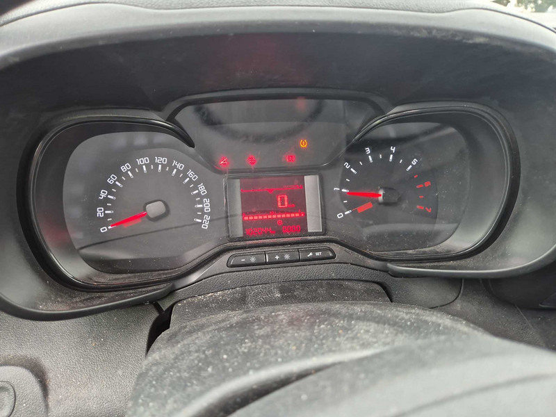 Foto Toyota Proace City 9