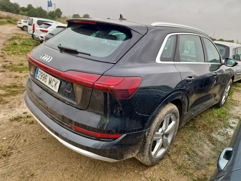 Foto Audi E-TRON 3
