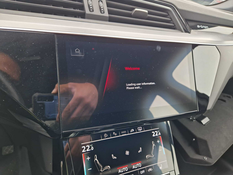 Foto Audi E-TRON 9