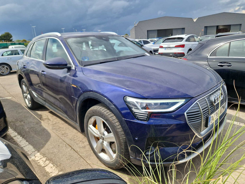 Foto Audi E-TRON 4