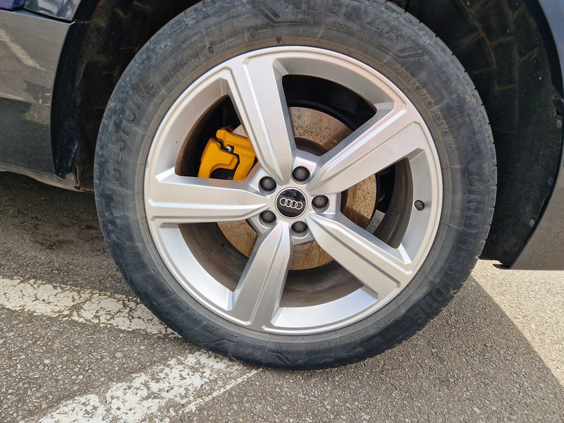 Foto Audi E-TRON 24