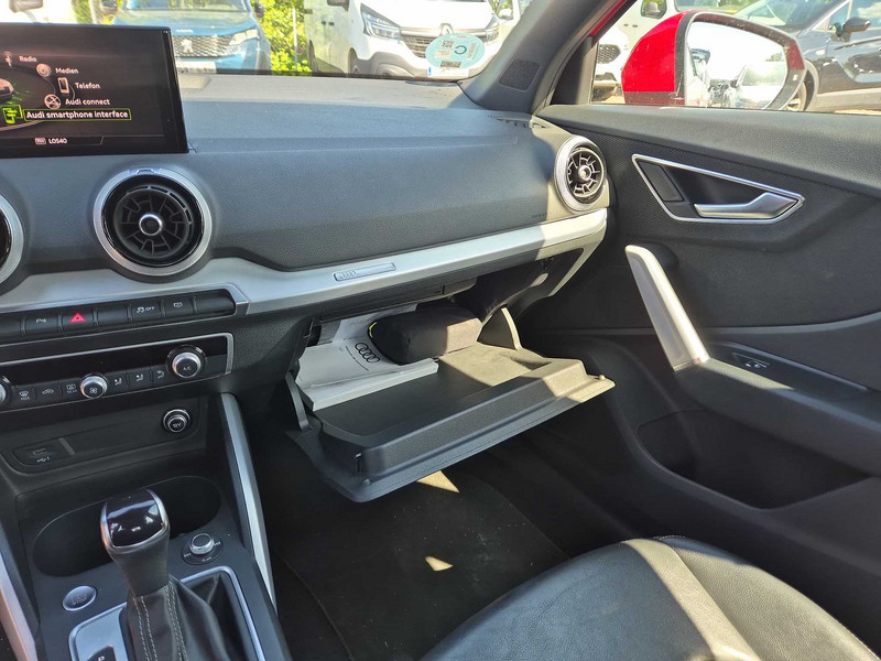 Foto Audi Q2 12