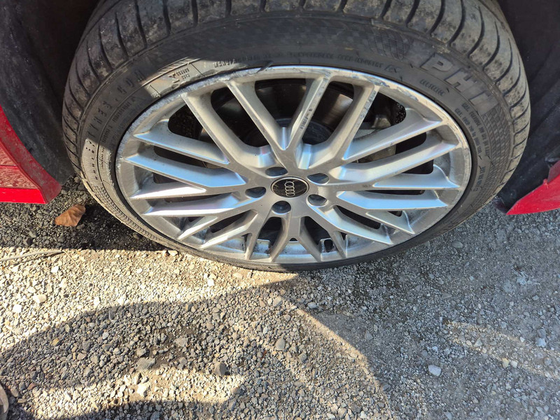Foto Audi Q2 25