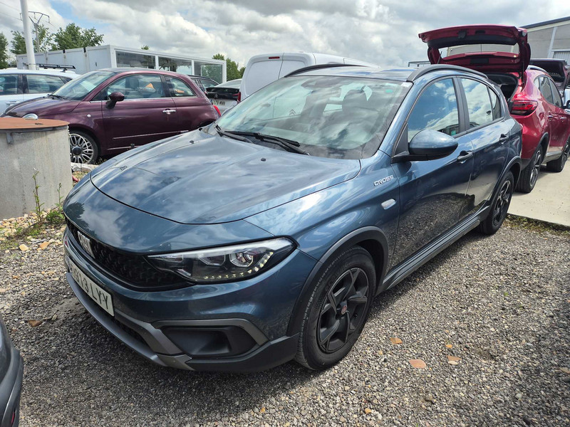 Fiat Tipo 1.5 Hybrid City Cross DCT