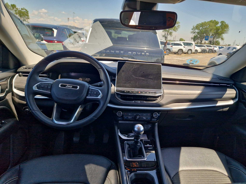 Foto Jeep Compass 14