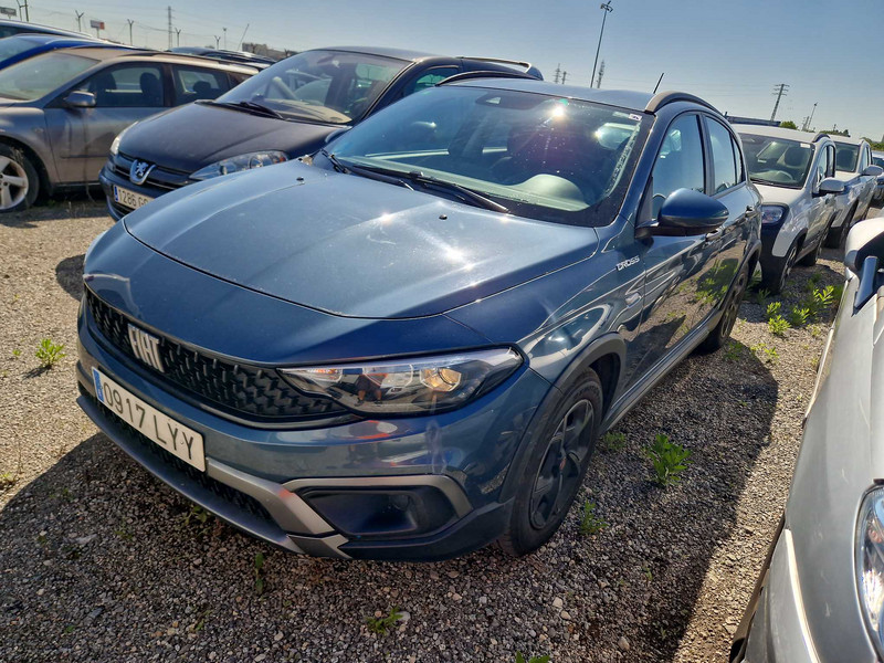 Fiat Tipo 1.5 Hybrid City Cross DCT