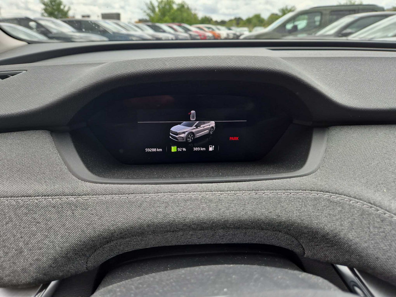 Foto Skoda ENYAQ iV 8