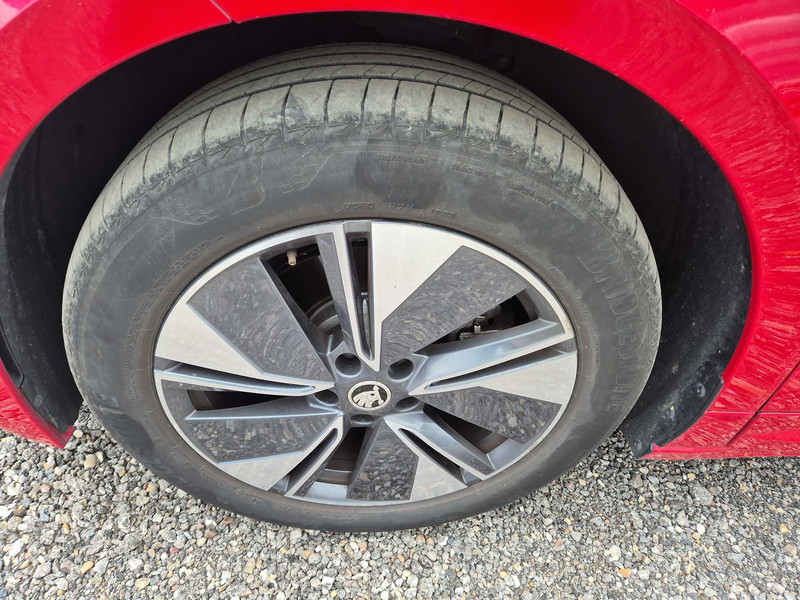 Foto Skoda ENYAQ iV 25