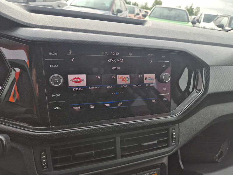 Foto Volkswagen T-CROSS 11