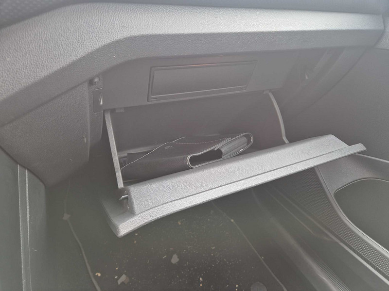 Foto Volkswagen T-CROSS 12
