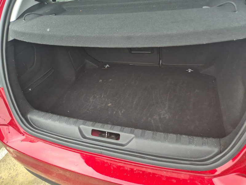Foto Peugeot 308 GTi 308 1.2 PureTech S&S Allure Pack EAT8 130 17
