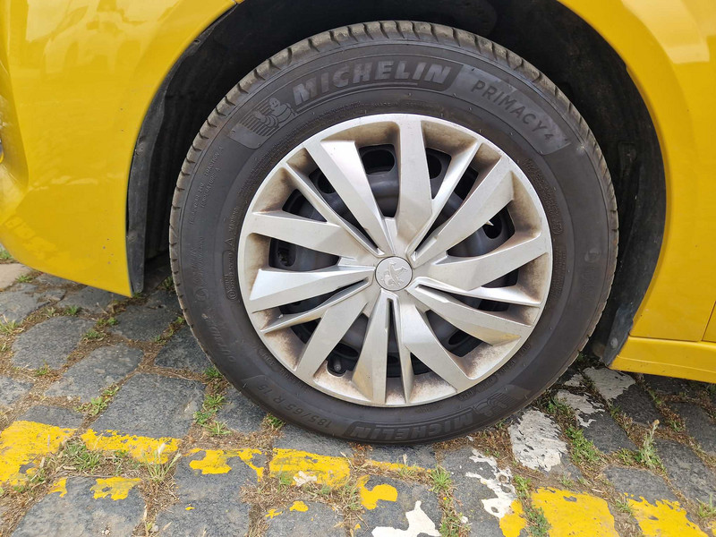 Foto Peugeot 208 21
