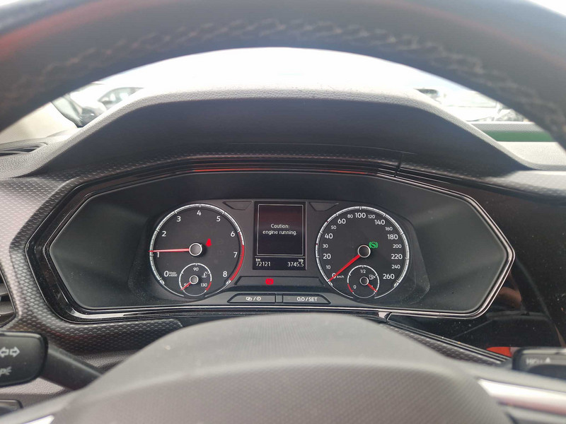 Foto Volkswagen T-CROSS 8