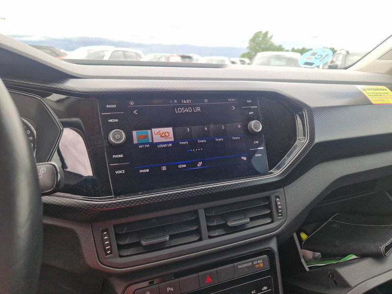 Foto Volkswagen T-CROSS 9