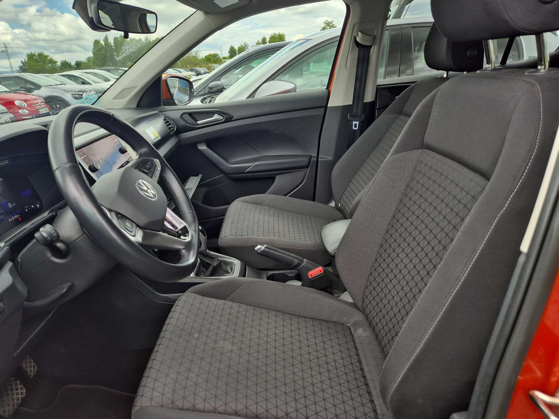 Foto Volkswagen T-CROSS 12