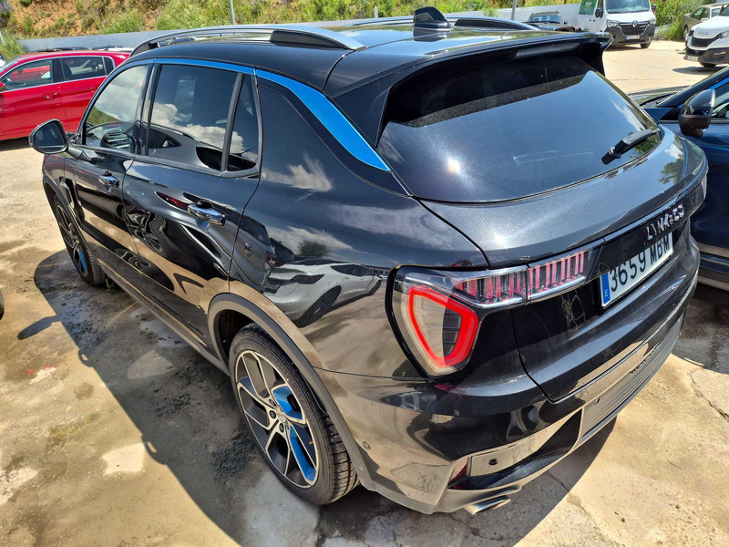 Foto LYNK & CO 01 2