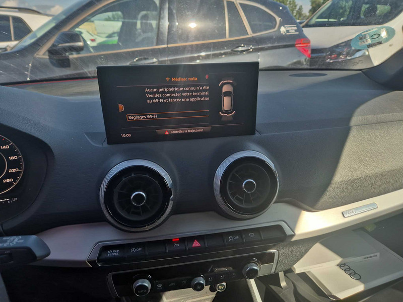 Foto Audi Q2 11