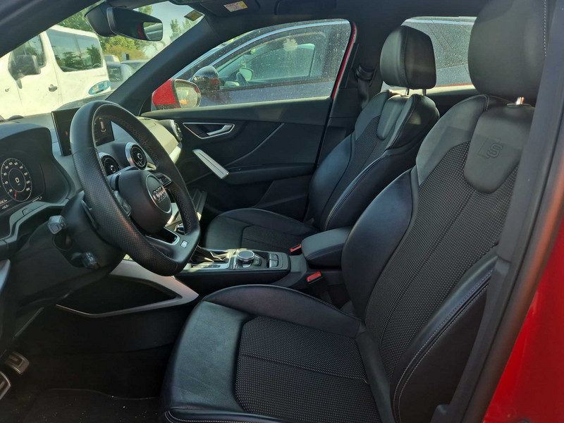 Foto Audi Q2 13