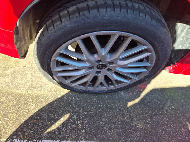 Foto Audi Q2 24