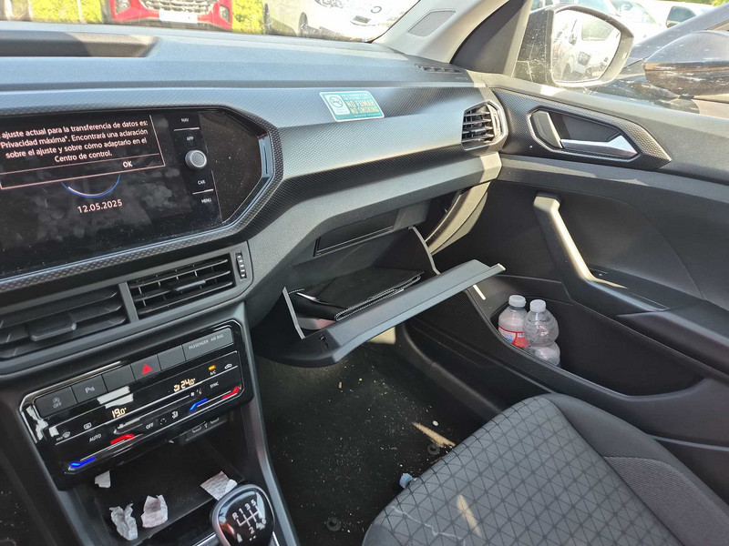 Foto Volkswagen T-CROSS 11