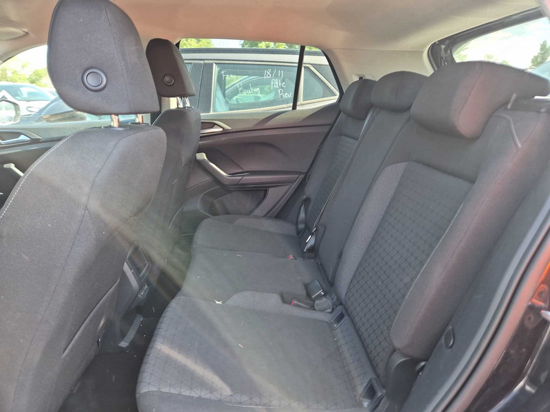 Foto Volkswagen T-CROSS 13