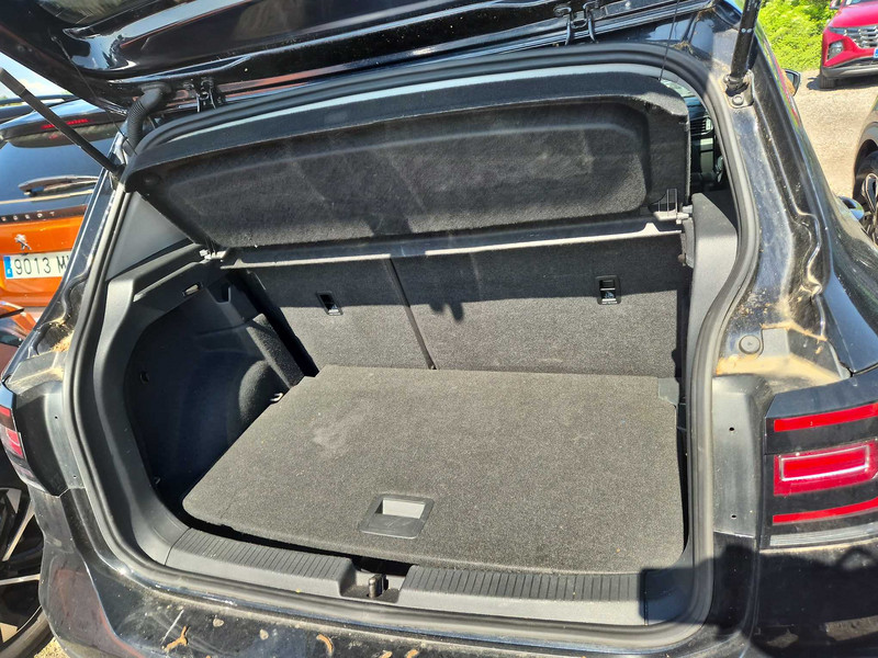 Foto Volkswagen T-CROSS 16