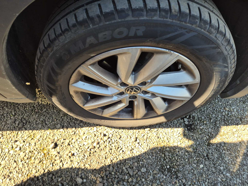 Foto Volkswagen T-CROSS 23