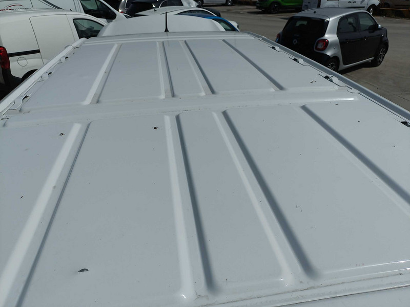 Foto Peugeot Expert 16