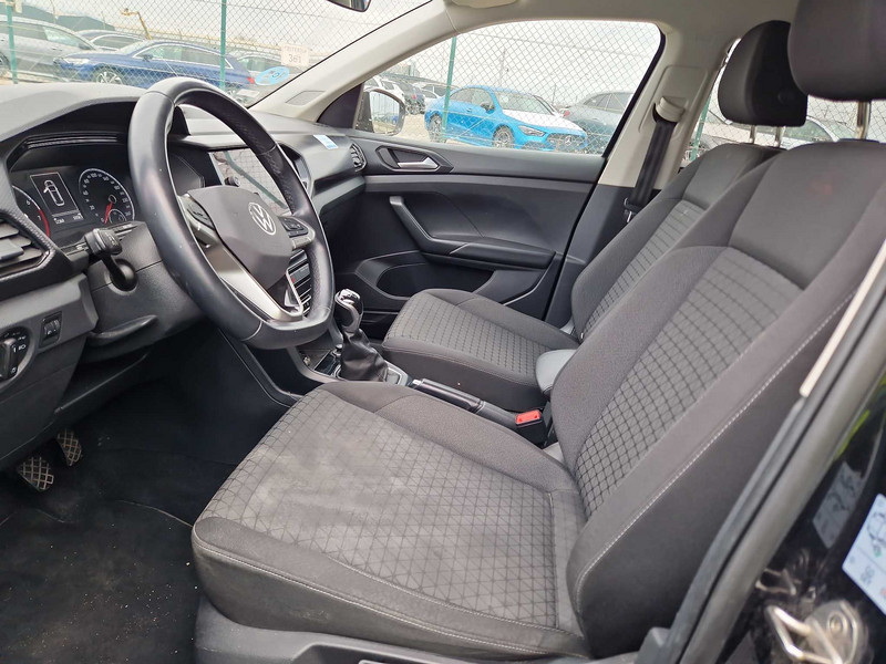 Foto Volkswagen T-CROSS 12