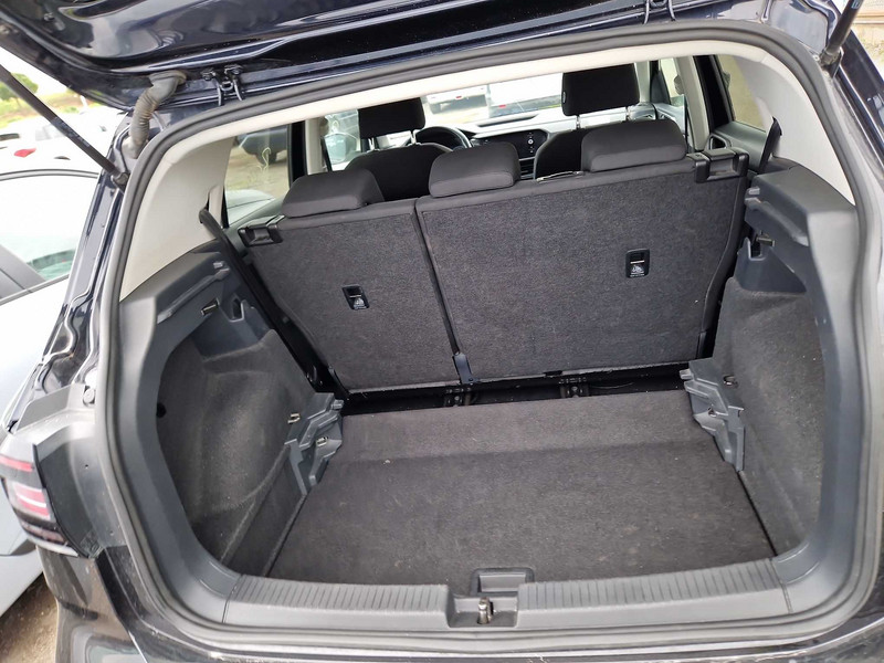 Foto Volkswagen T-CROSS 16