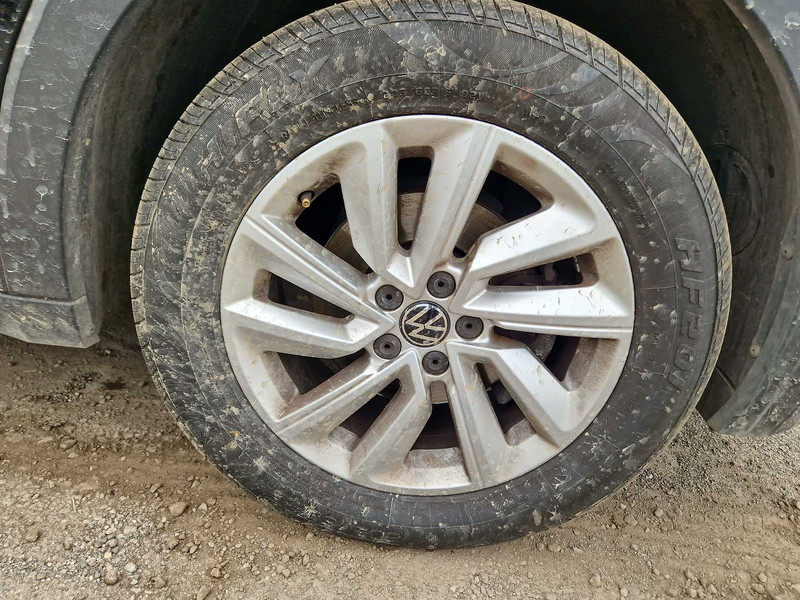 Foto Volkswagen T-CROSS 24
